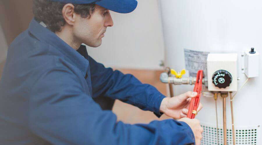 Local tankless water heater installation in Modoc, IL